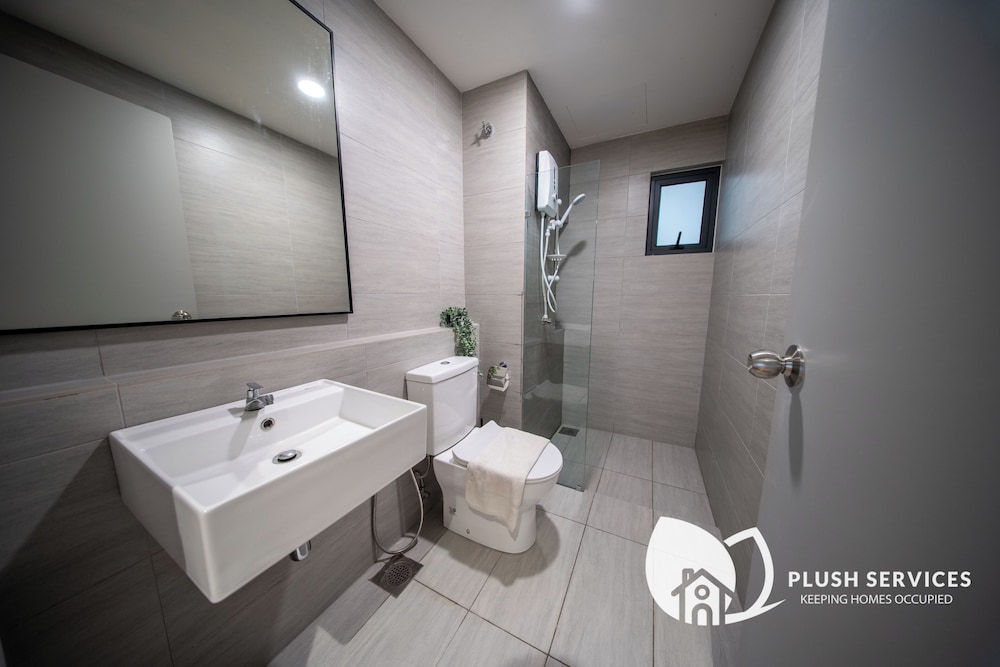 Maya Bay Residences