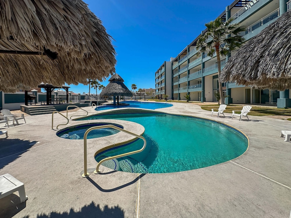 2BR Sunset Escape for Families
