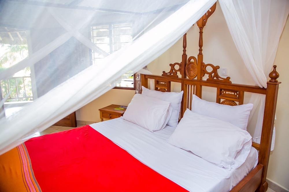 Villakwetu Cottages Diani Beach view 2