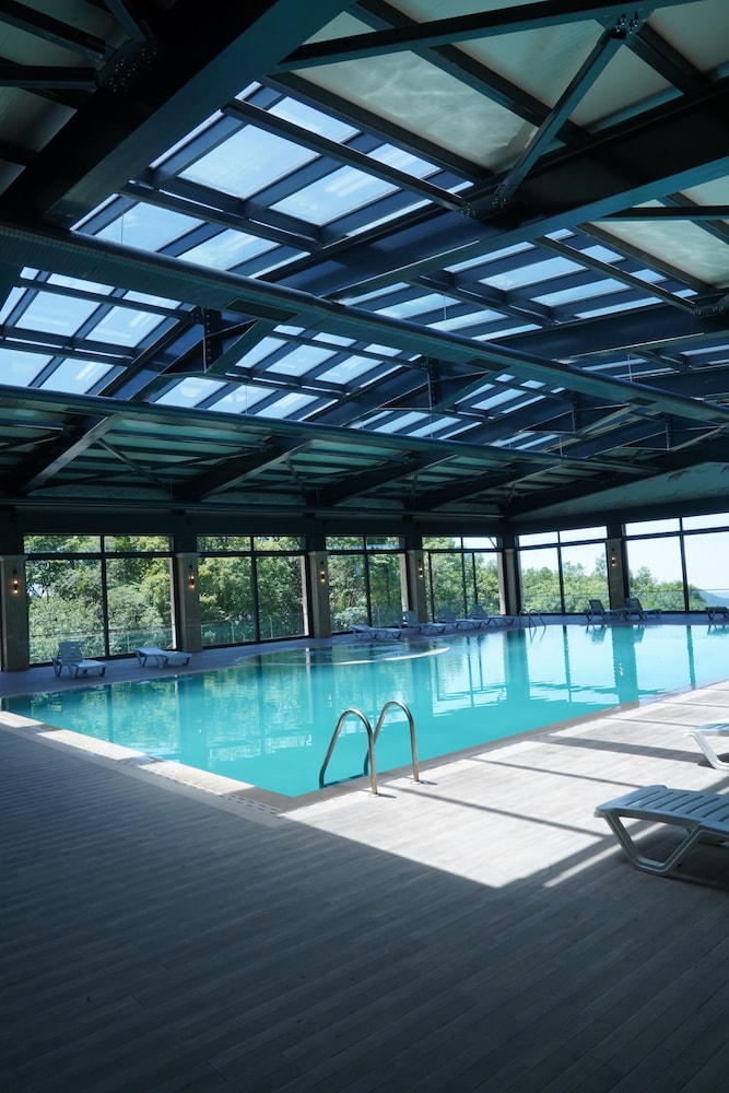 Green Village Hotel and Spa