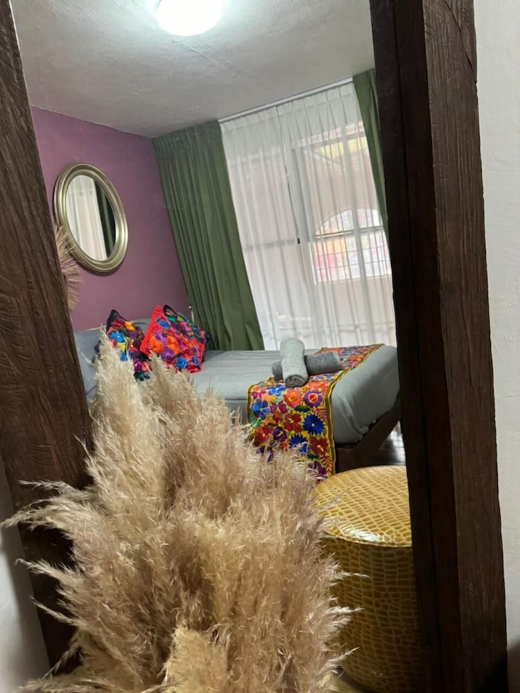 Homestal California Hostal Tlaquepaque