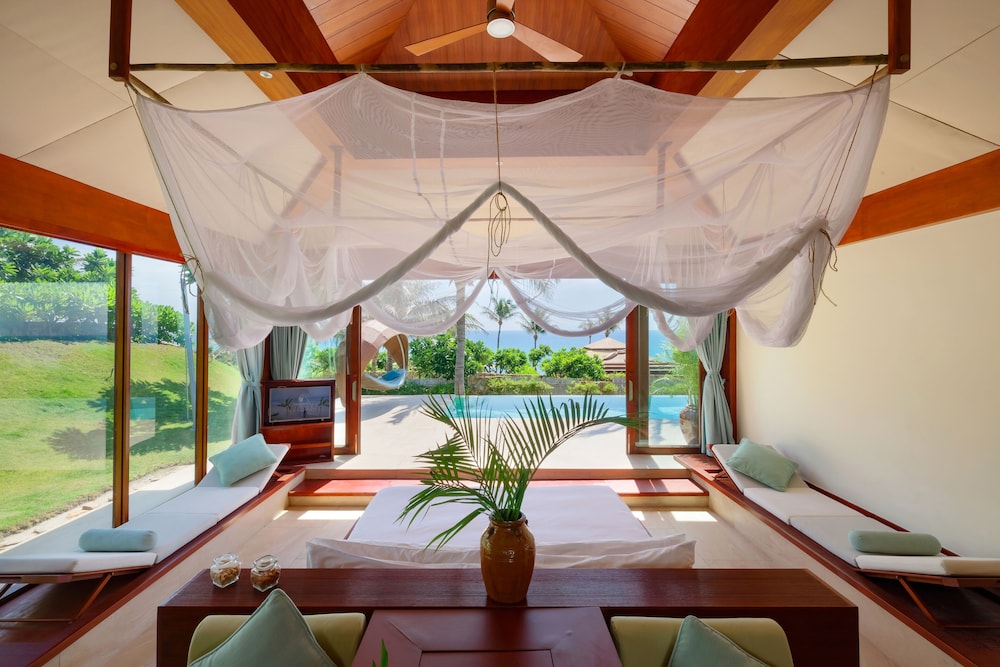Fusion Resort Cam Ranh