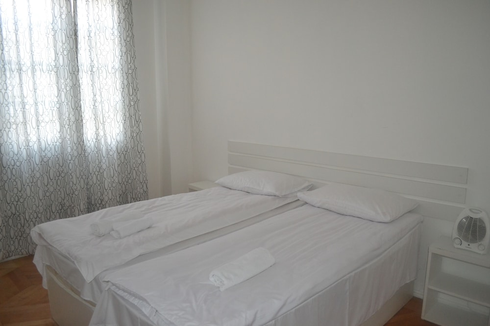 Guest House 36