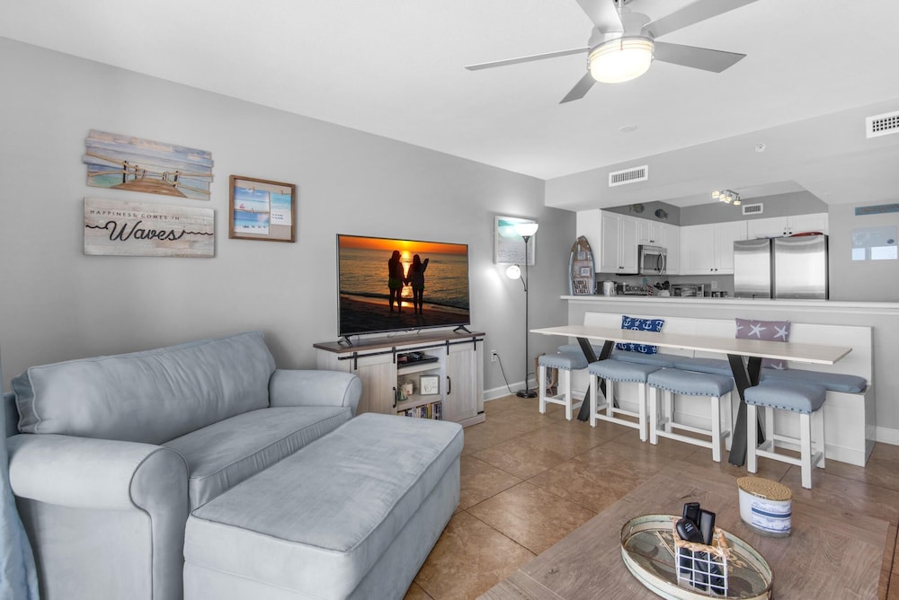 Pelican Isle 512