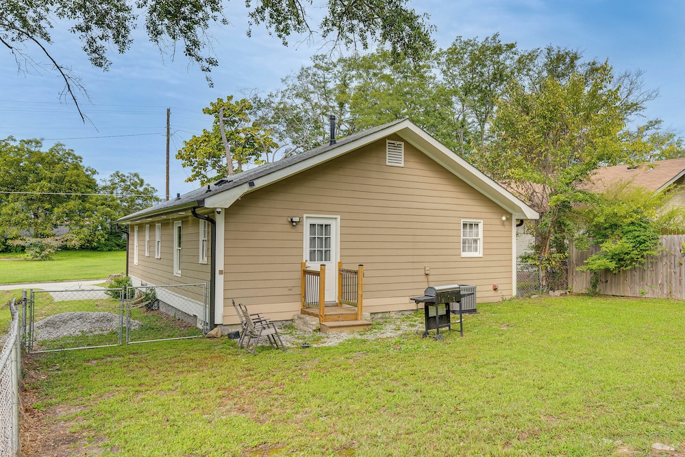 Steps to Playground: Family Home in Douglasville!