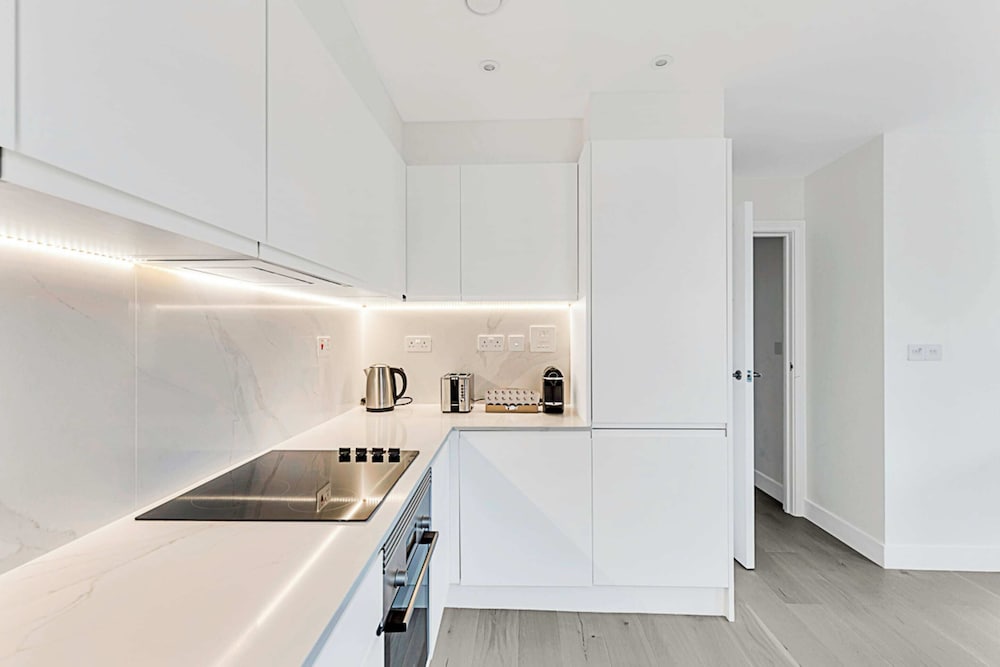 Chiswick Gem: 2 Bedroom Flat