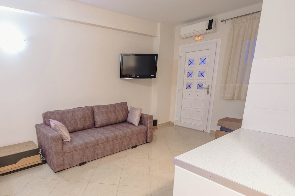 Kourouta Beachfront Escape Walk to the Waves