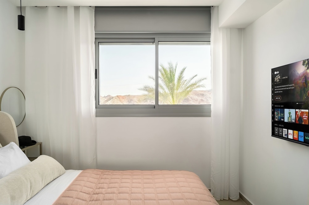 Red Canyon Peaceful Stay by Sea N' Rent