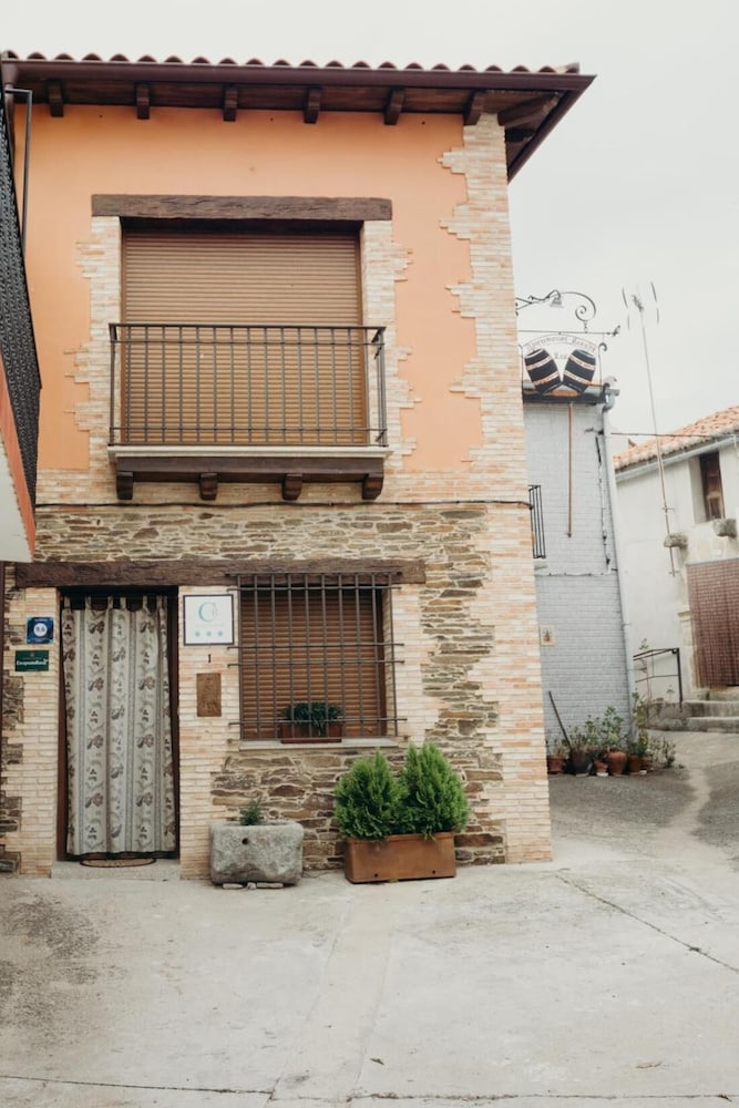 Los Toneles Apartment