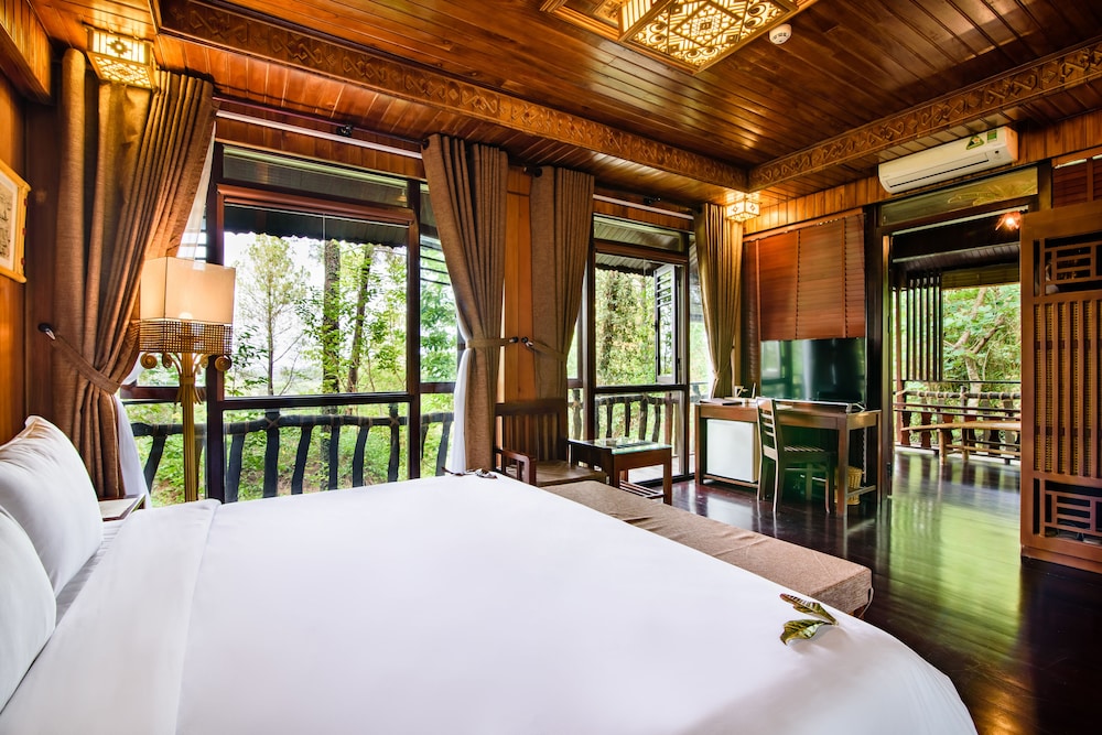 Sankofa Village Hill resort and Spa