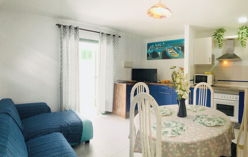 Apartment Florencia, With Pool Wifi in Puerto del Carmen view 3