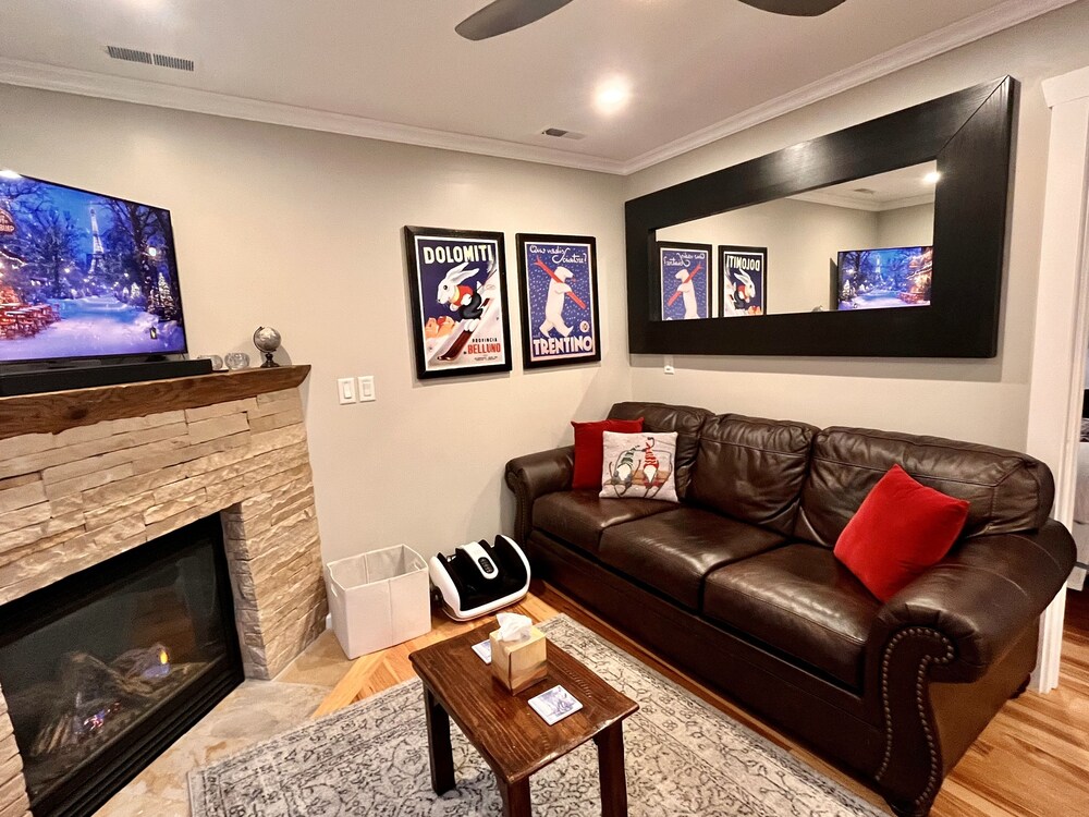 1150 Empire Skiers Little Secret! 2 Bedroom Townhouse