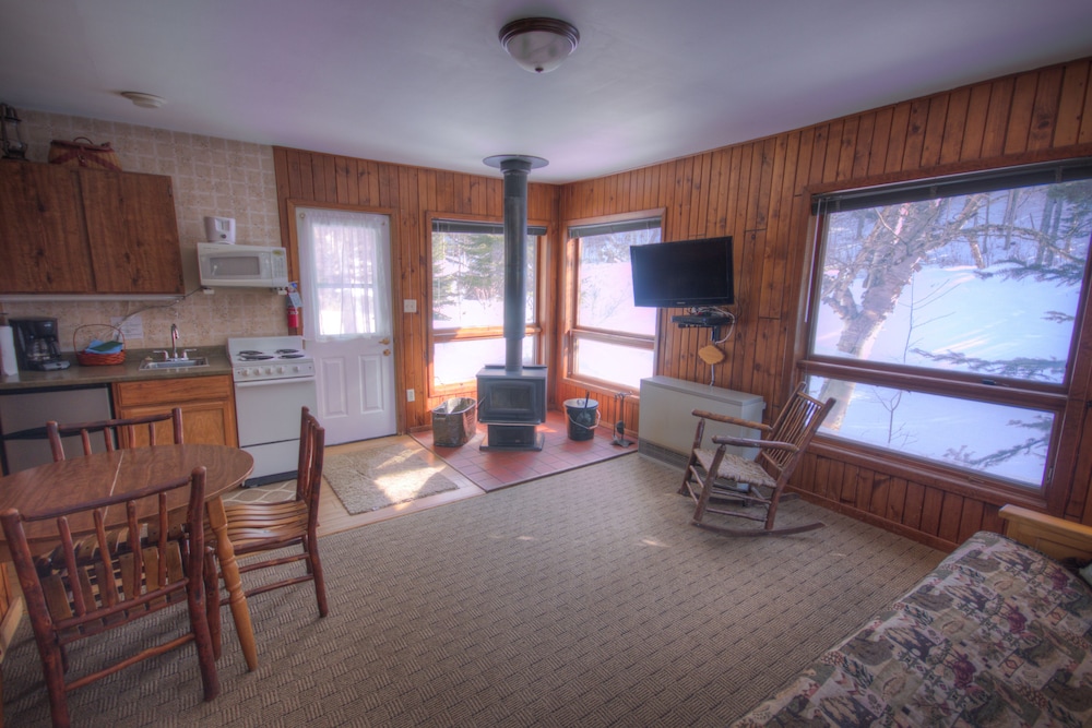 Cascade Lodge