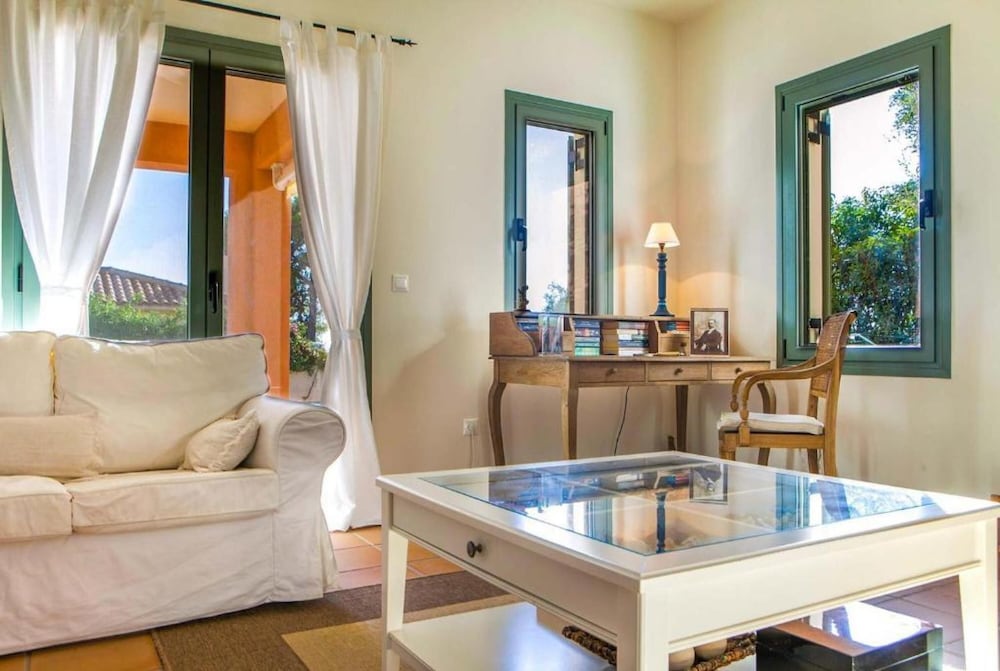 Villa Ionian Rose in Afrato