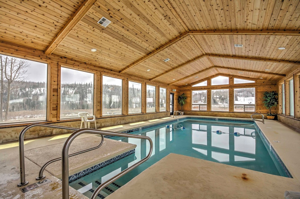 Walk to Brian Head Resort: Condo w/ Pool Access!