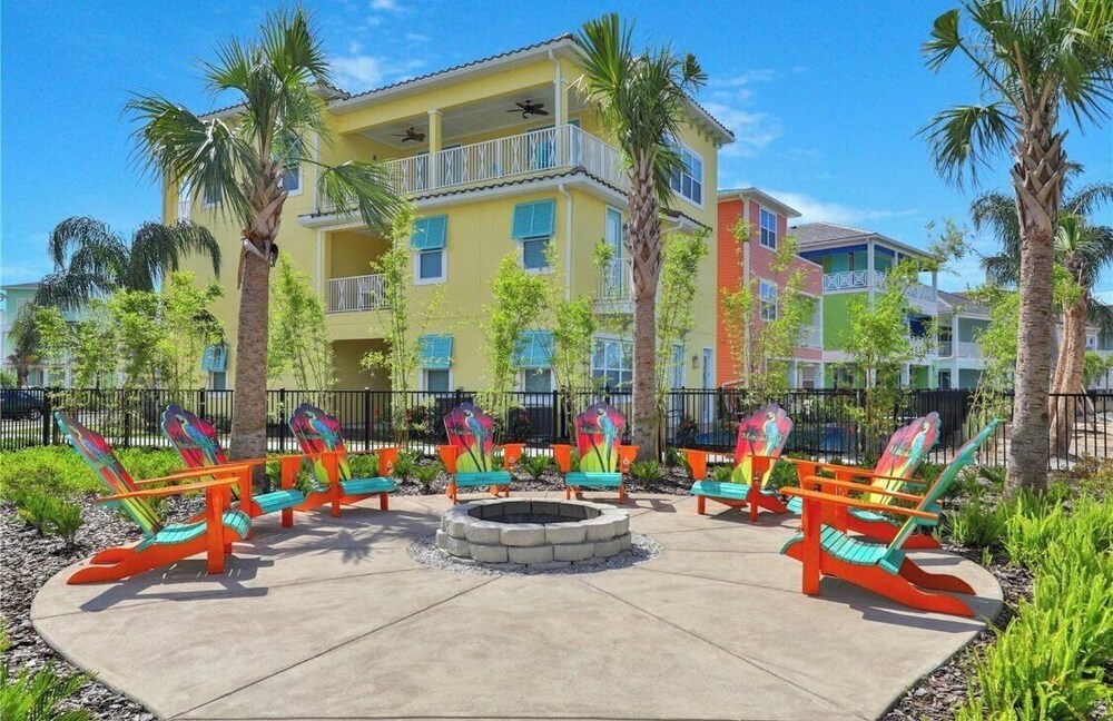 Sunny Breeze At Margaritaville