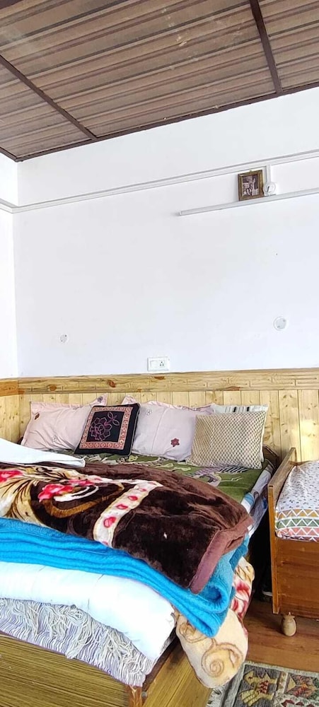 Buddha Home Stay Kaza