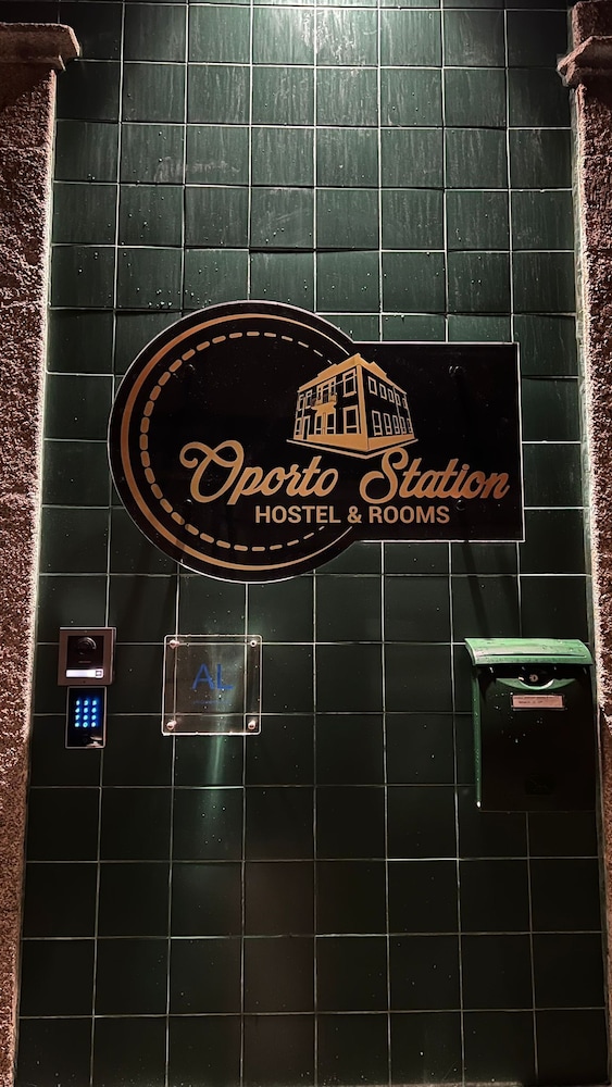 Oporto Station Hostel & Rooms