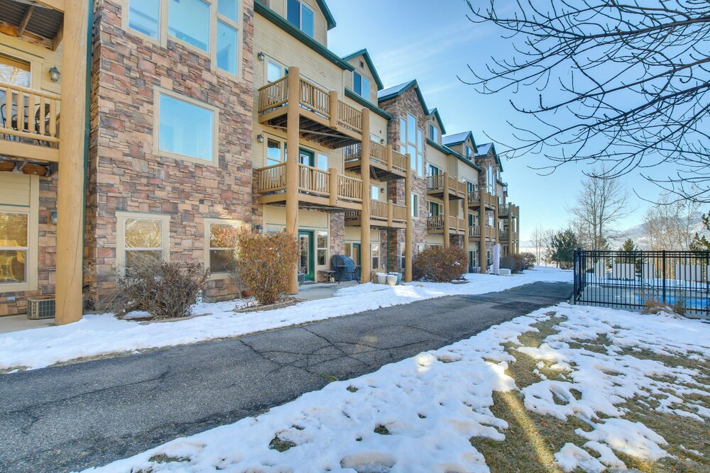 Mtn-view Gem Near Skiing & Golf in Eden!