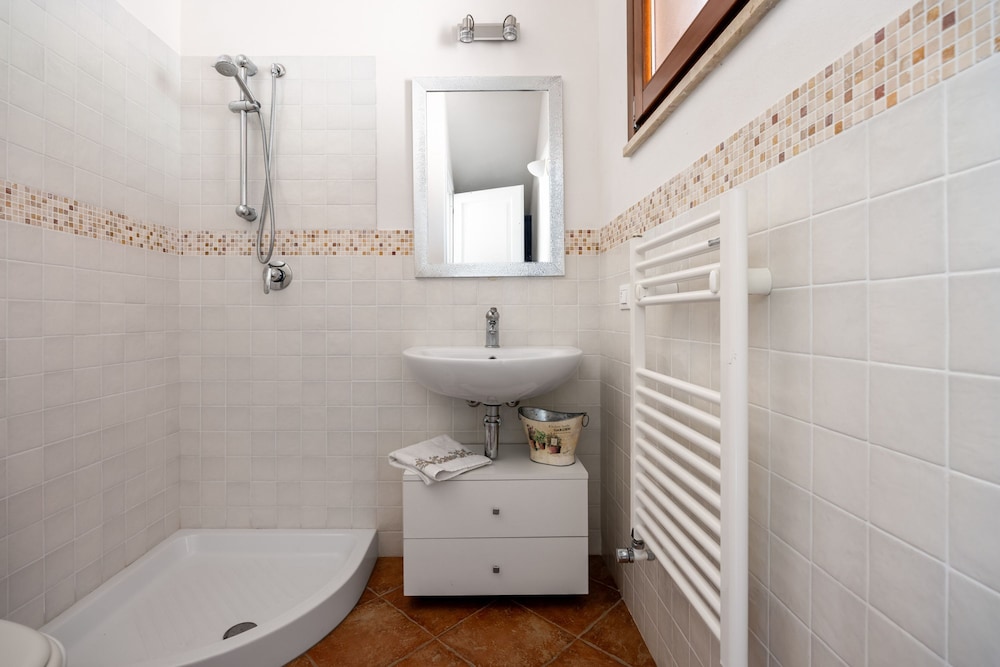 Villa sui Colli Ericini con Piscina by Wonderful Italy