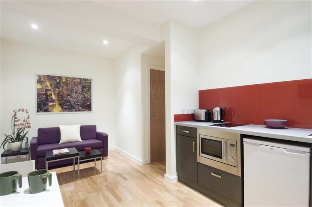 Princes Square Serviced Apartments by Concept Apartments