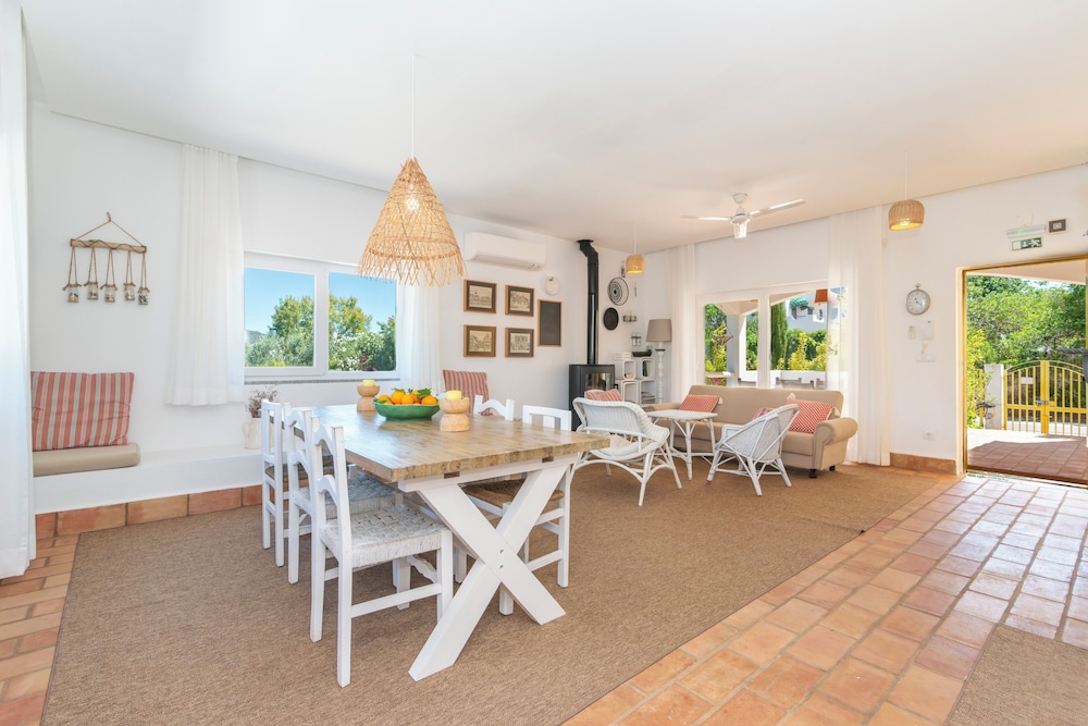 Laranjal Farm House