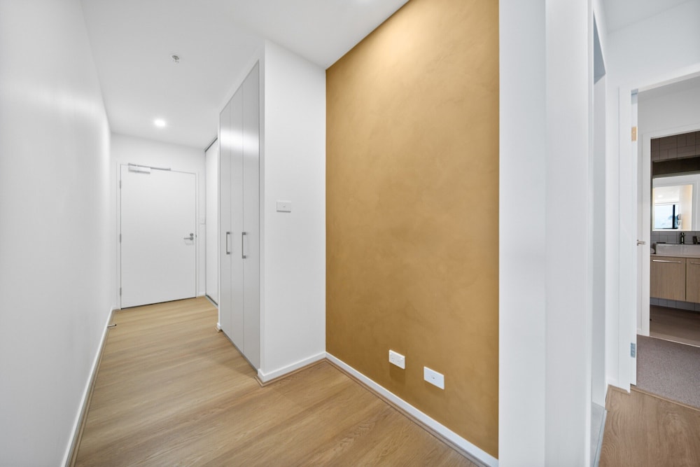 2-bed Haven: Impeccable Interiors & Chic Amenities