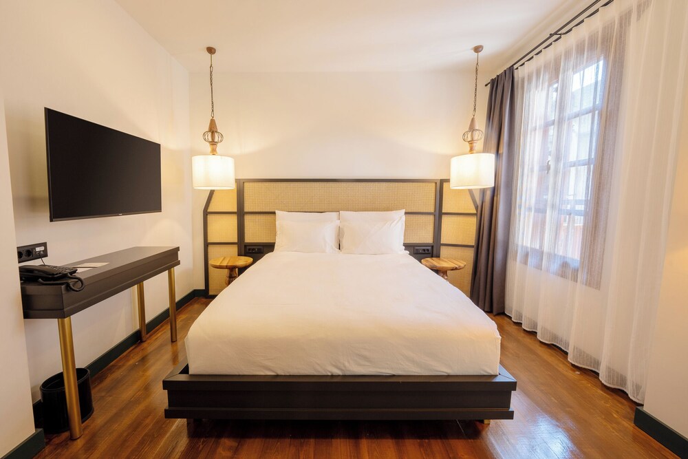 Belmondo Süitler - Image 55