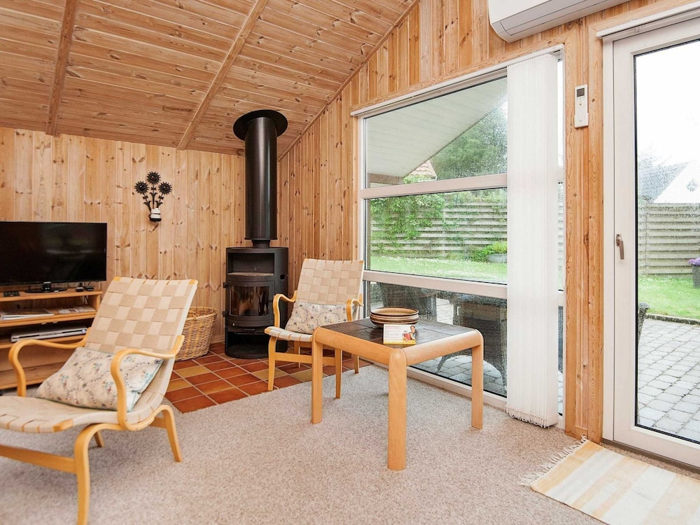 4 Person Holiday Home in Esbjerg V view 4
