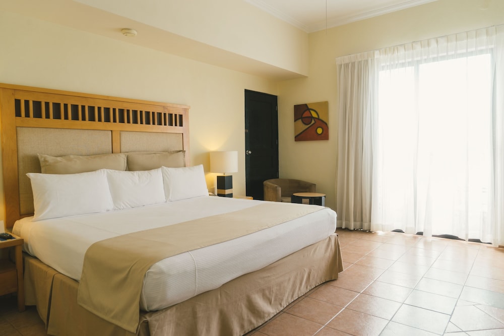 Hotel NYX Cancun All Inclusive