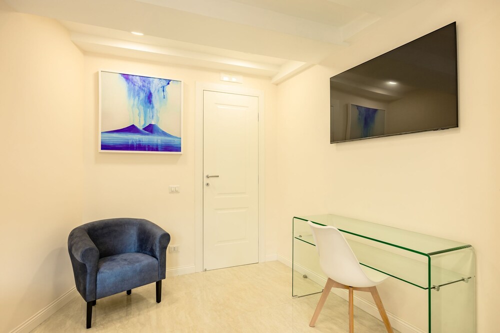 Palazzo Maddaloni Sweet Home By Napoliapartments