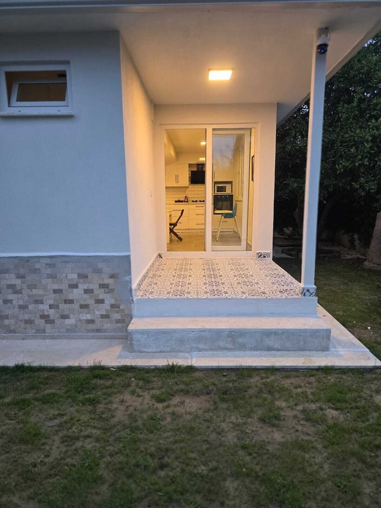 VILLA OLINDA 4 BED with huge garden