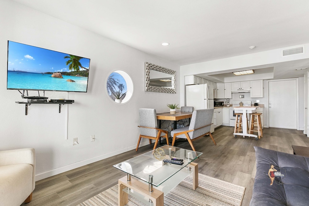 Bahia Mar Solare Resort Condos