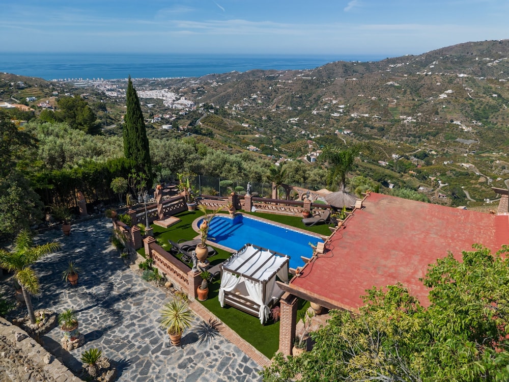 Villa Mediterraneo Villa Mediterraneo Solset
