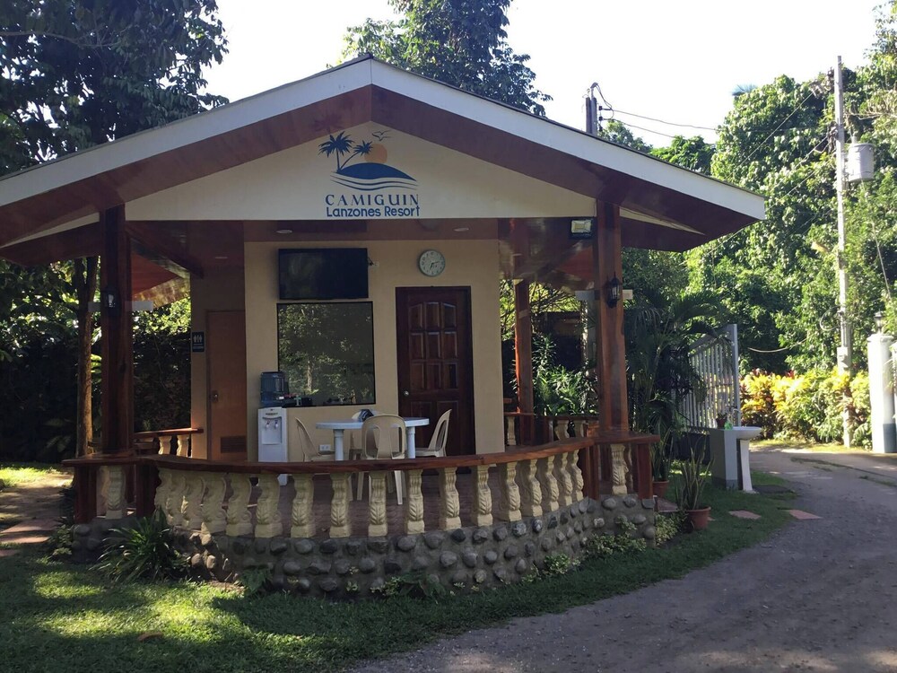 Room-camiguin Lanzones Resort Quadruple