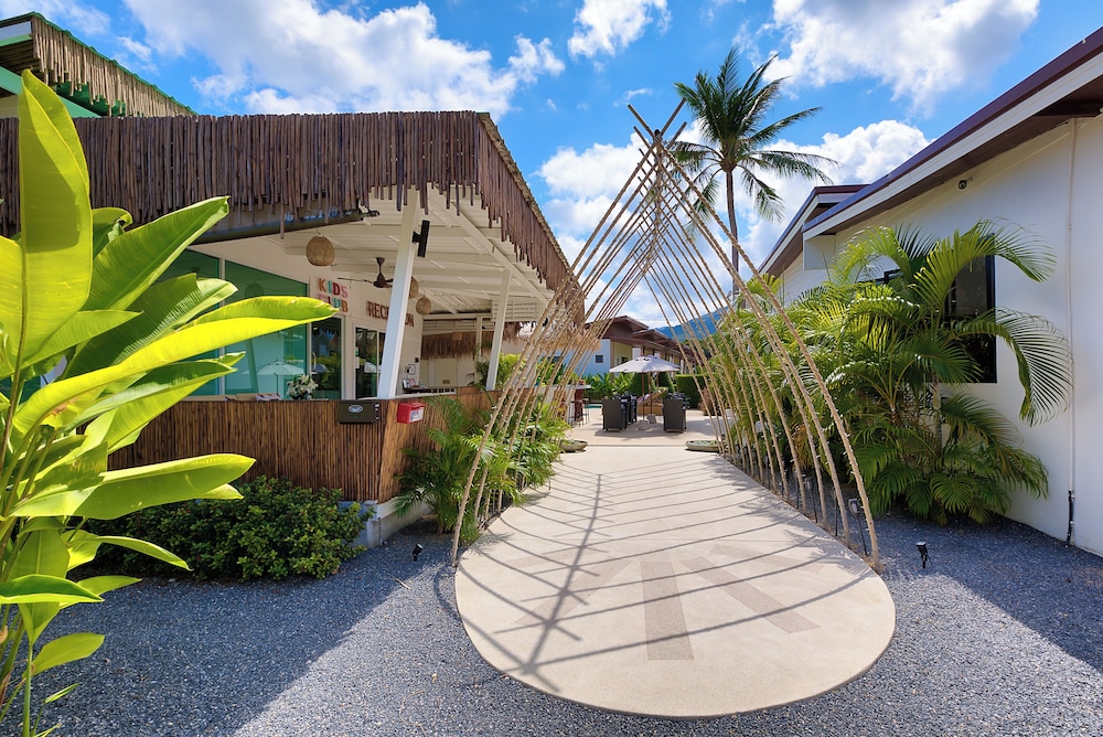 Maya Resort