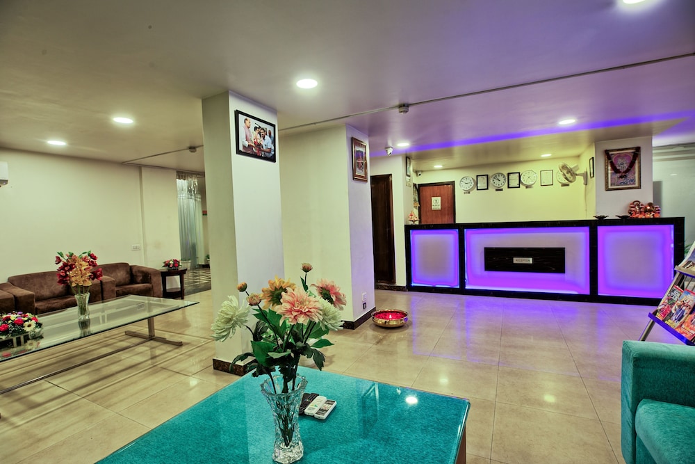 RoseMallow Hotel New Delhi view 2
