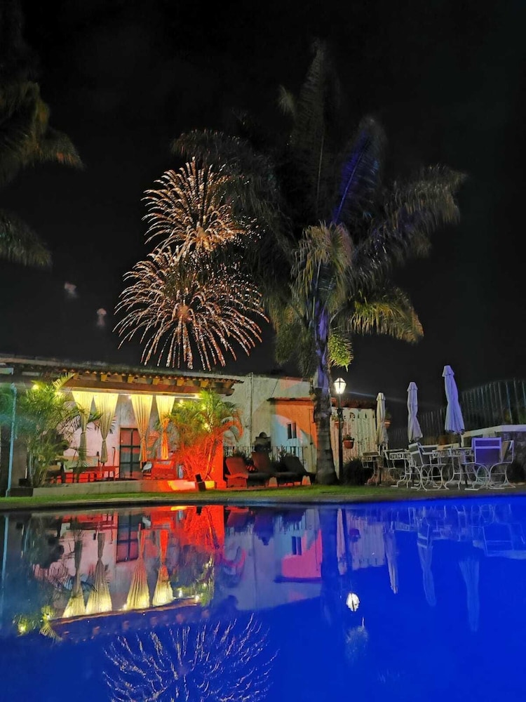 Suite H la ermita