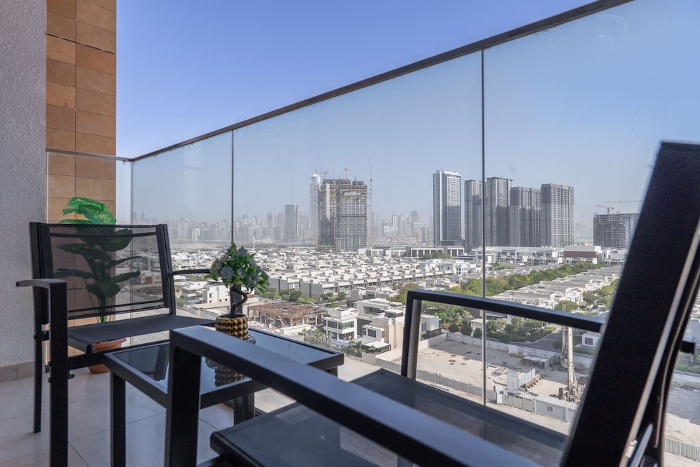 Eye-catching 1 Bedroom in Azizi Riviera