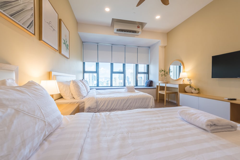 KLCC CityTowerViewSty5Pax CeylonzSuite