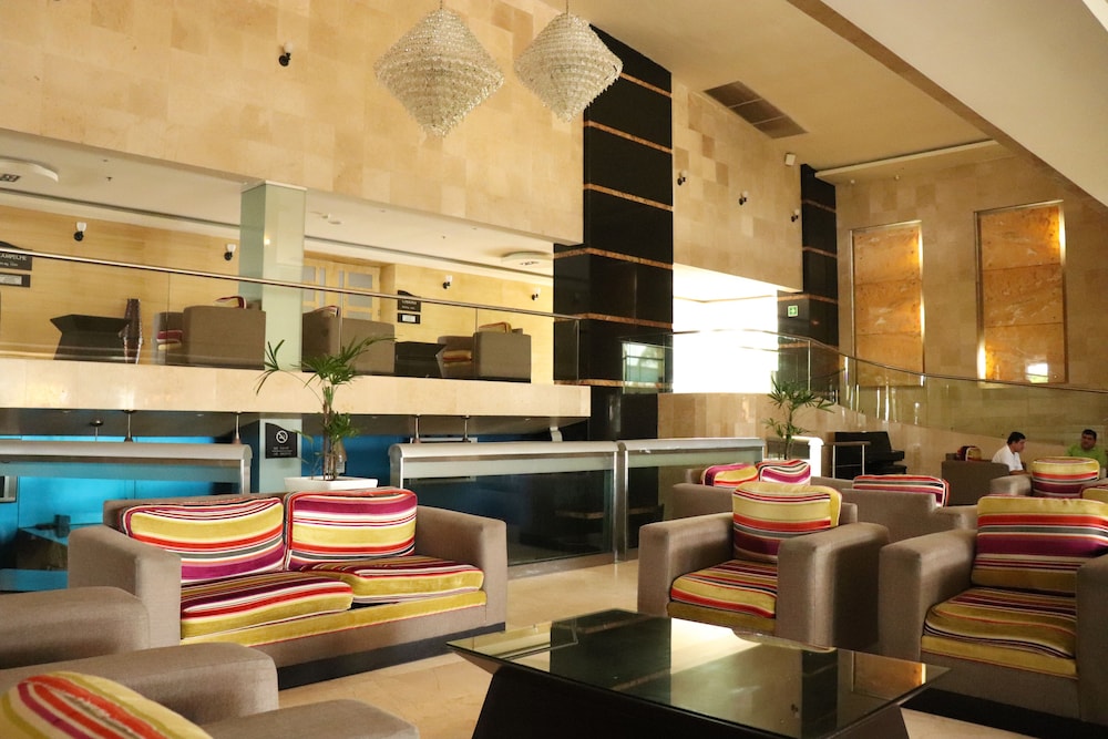 Villahermosa Vacations - Holiday Inn Villahermosa Aeropuerto, an IHG Hotel - Property Image 5