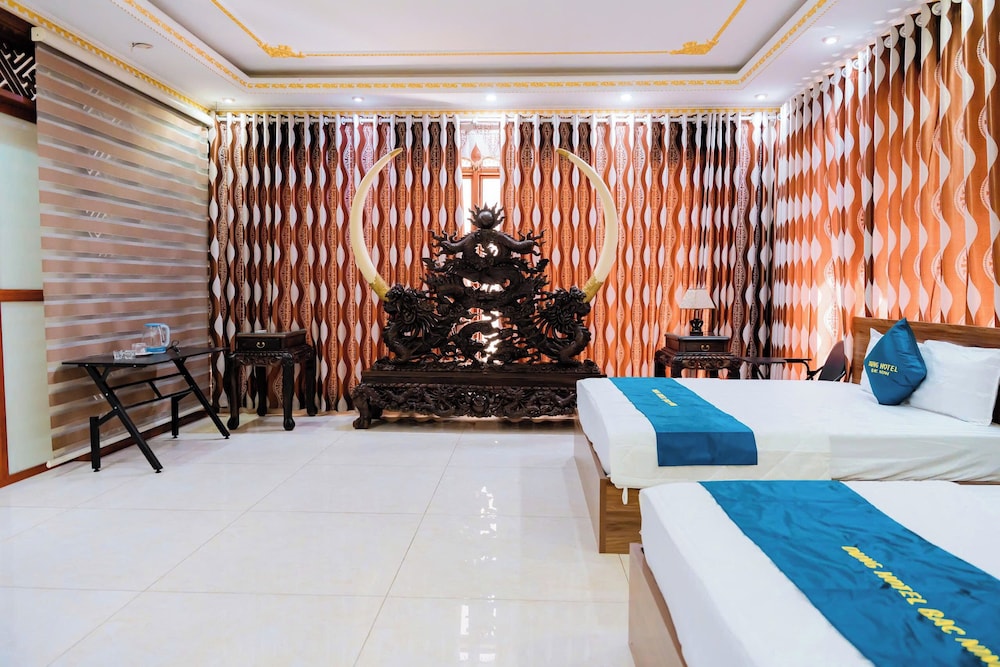 Sky 2 Hotel