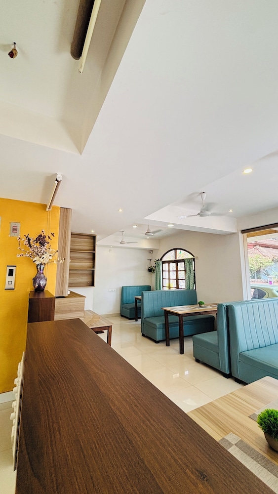 Hotel Assagao Grand