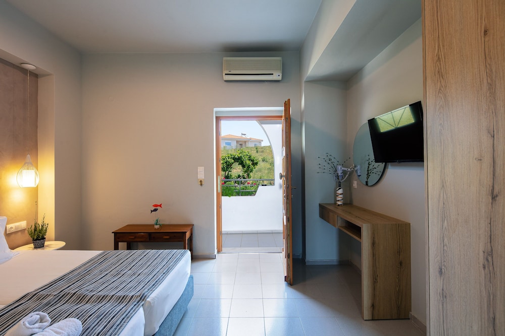 Anthos Apartments