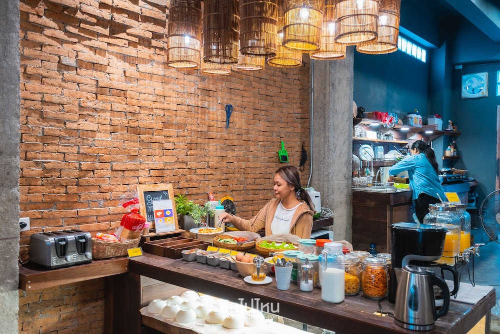 Suneta Hostel Chiang Mai