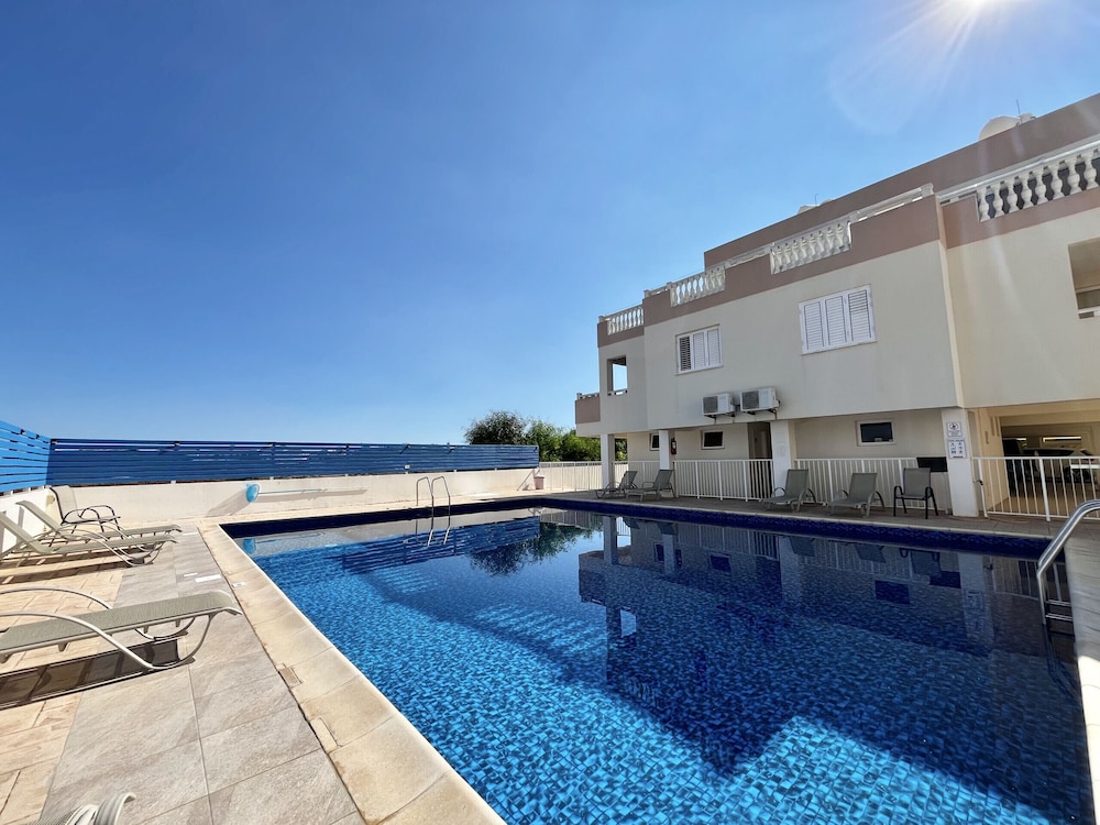 41 KAP - Stay Paradise Apartment