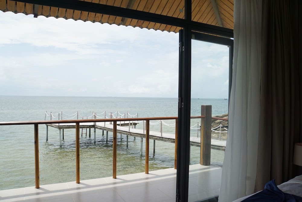 The Pier Phu Quoc Resort