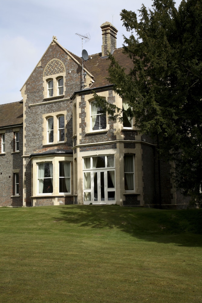 Sherborne House