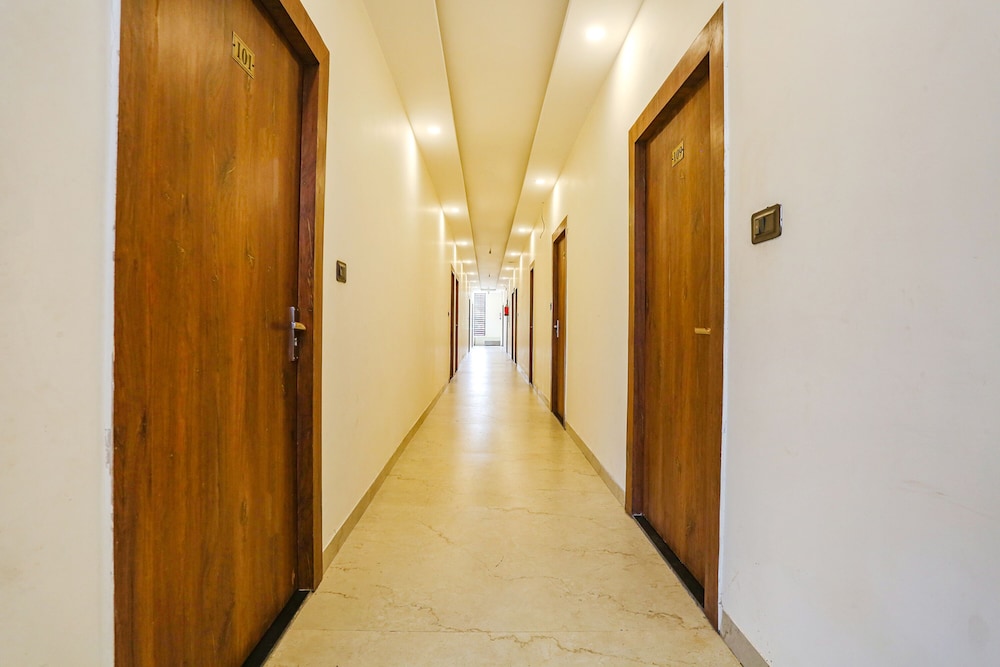 Fabhotel Brij Kaushal