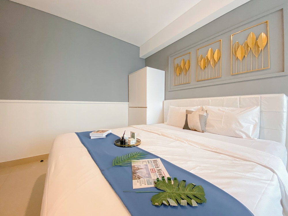 Good Choice and Homey 2BR Apartment Tamansari Iswara